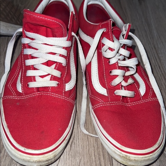 Vans Red skateboarding shoes - Picture 1 of 3